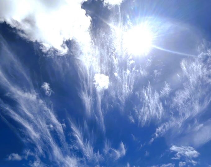 カラカラ先生のダイビングスクール　台風雲